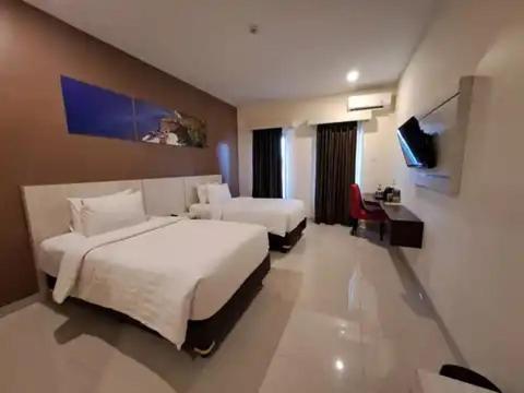 Hotel Simfony Alor Kalabahi 외부 사진